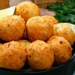 Bolinho de bacalhau 10 unid