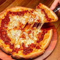 Pizza Frango à Bolonhesa