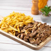 Porção de Contra Filé com Batata Frita + 2x Coca-Cola 350ml